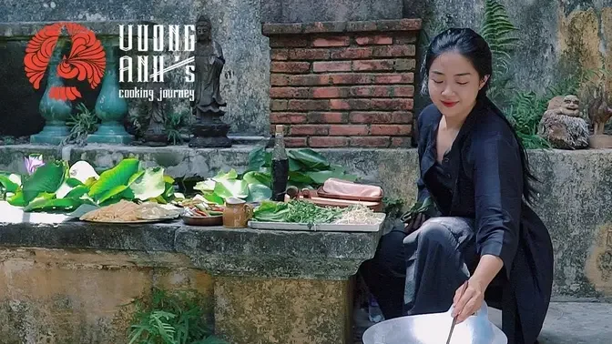 Hoi An and Cao Lau Noodle | Vuong Anh's Cooking Journey
