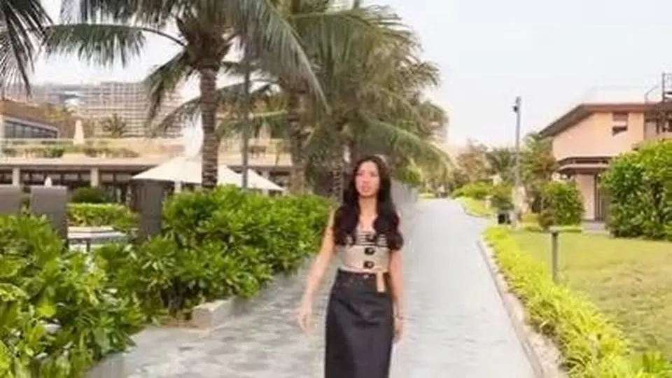 Thuỳ Tiên khoe giọng ca oanh vàng tiếp năng lượng cho ekip trong suốt buổi chụp bìa báo L'Officiel ♡