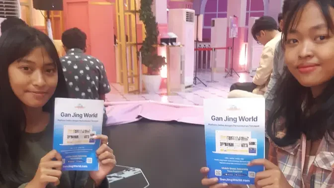 Introducing Ganjing World at the exhibition
Jakarta Indonesia 