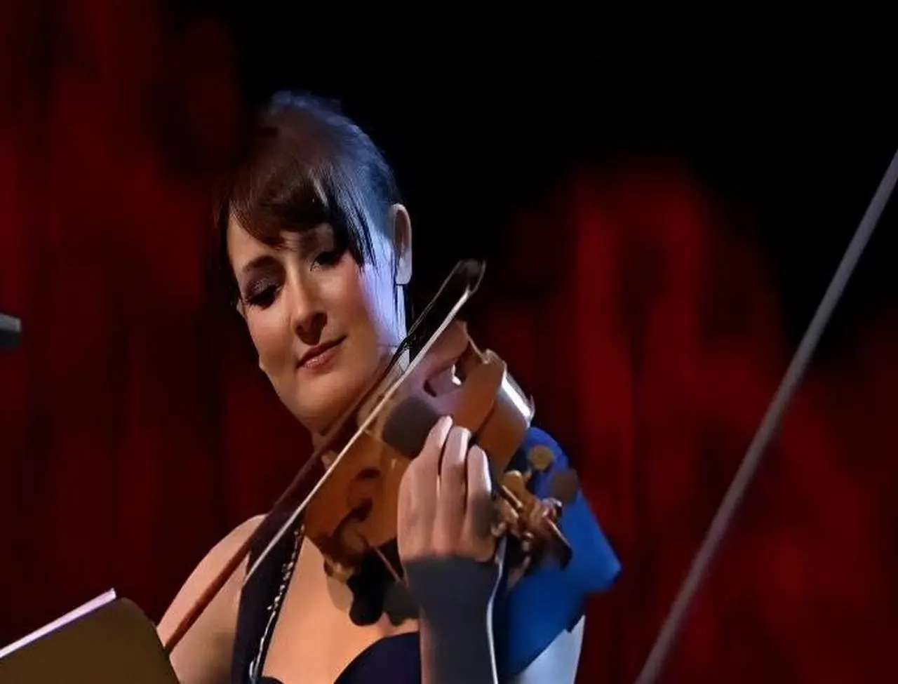 Kristan Harvey & Nicola Benedetti - Leaving Lerwick Harbour