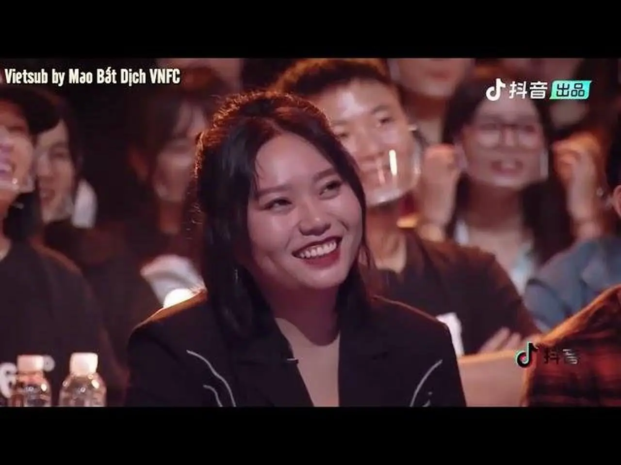 [Vietsub] Hài độc thoại "Hôm nay có biểu diễn"