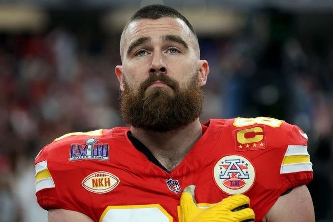 Travis Kelce Cast In Ryan Murphy’s FX Horror, ‘Grotesquerie’ | Articles ...