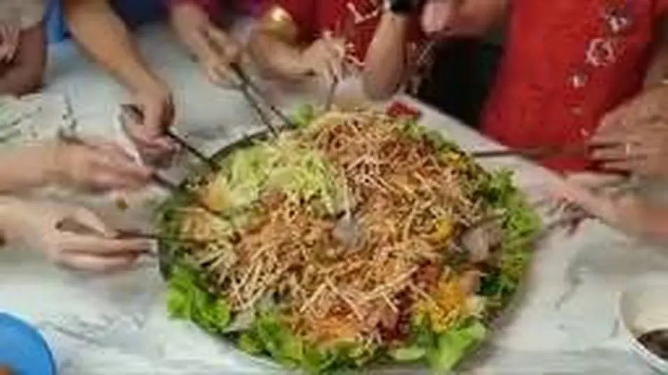 Fun Way to Greet Lunar New Year #mealtimetogether #wondersofca 