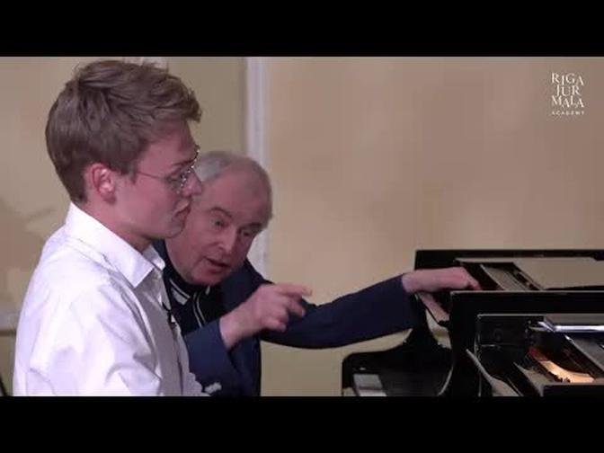 Piano masterclass with András Schiff and student Kasparas Mikužis