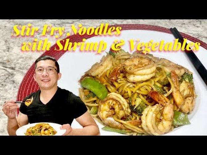 Stir Fry Noodles with Shrimp & Vegetables.