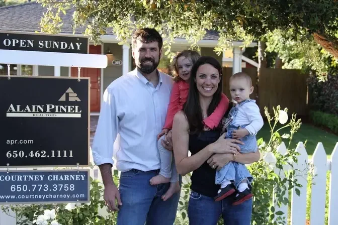 Mary Heffernan and her husband Brian Heffernan in Silicon Valley, before moving to Northern California. (Courtesy of Janet Simonson via Mary Heffernan)