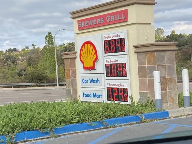 聖地亞哥汽油價衝破最高紀錄