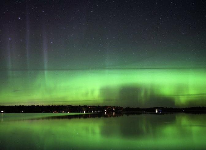 30 northern US states will be able to see the northern lights tonight. Here's where.