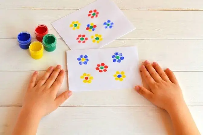 5 Easy Father's Day Finger Painting Ideas for Kids