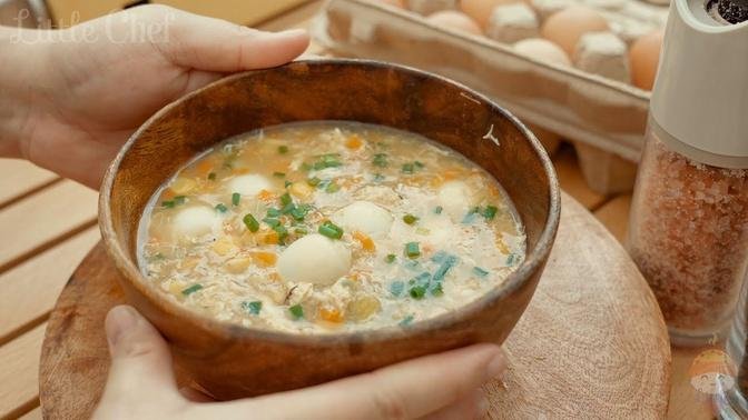 Crab and Corn Soup: Hearty crab meat in a rich broth | LittleChef 