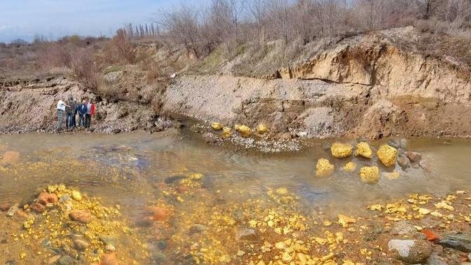 Gold is Mined on This River Manually, and there are also Unusual Surprises