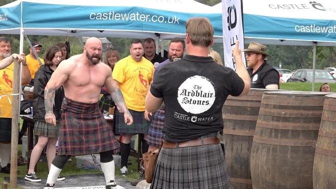 Scottish strongman Andy Cairney wins the Donald Dinnie Games 2019 Ardblair Stones Challenge