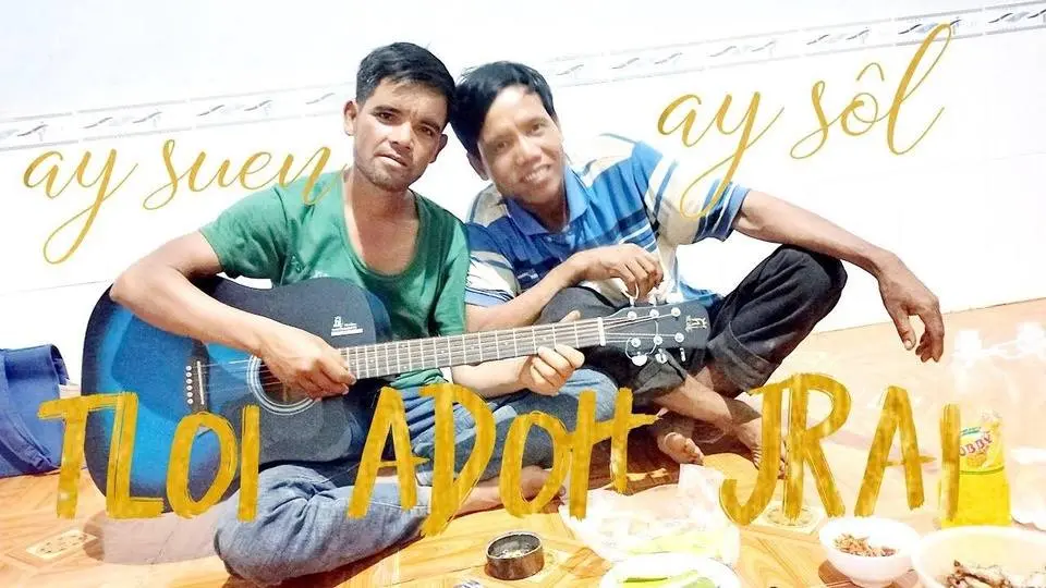 ay sôl tloi adoh jrai jonnay81tâynguyên