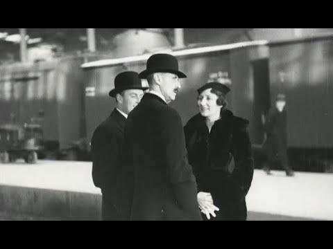 King Haakon VII of Norway welcomes royal guests at train station [year unknown, 1930s]