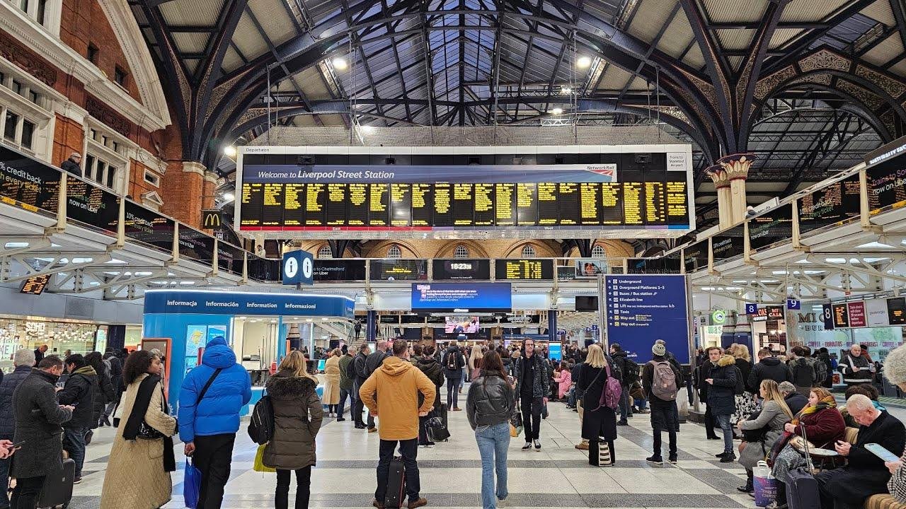 Live Train Journey to London Liverpool Street Videos The King's