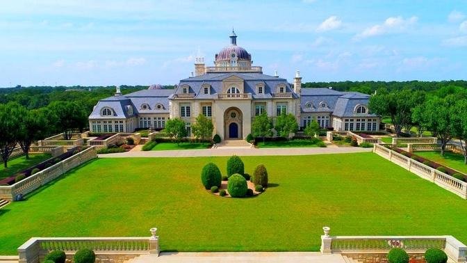 This Mega Mansion is Bigger Than the White House 