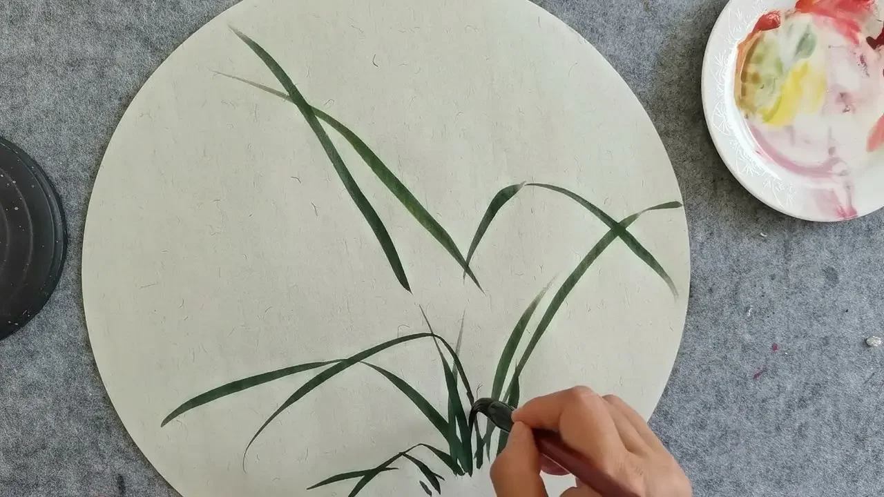 Painting art 筆斷意不斷畫蘭花葉子，提前的空位畫蘭花，不錯。