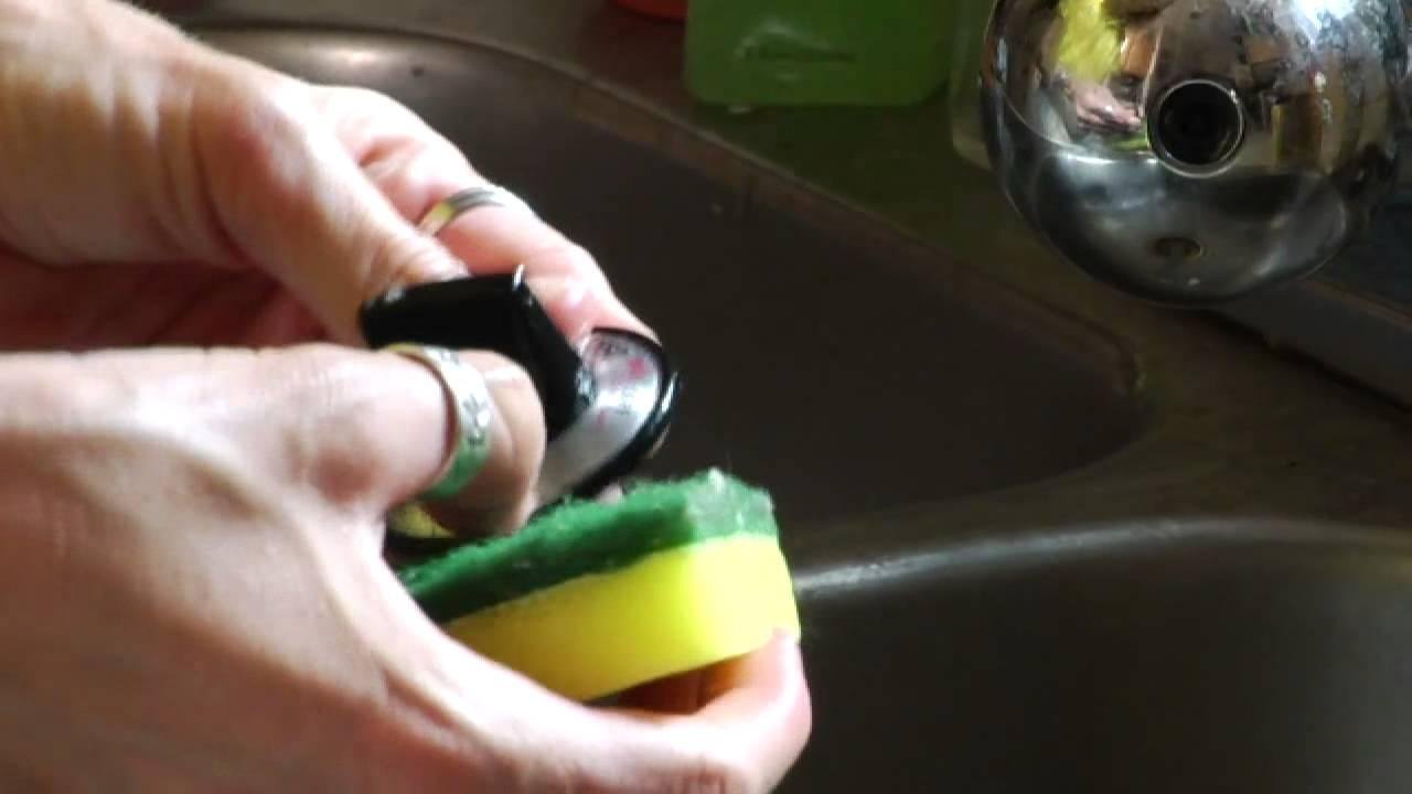 Cleaning Plastic Knobs