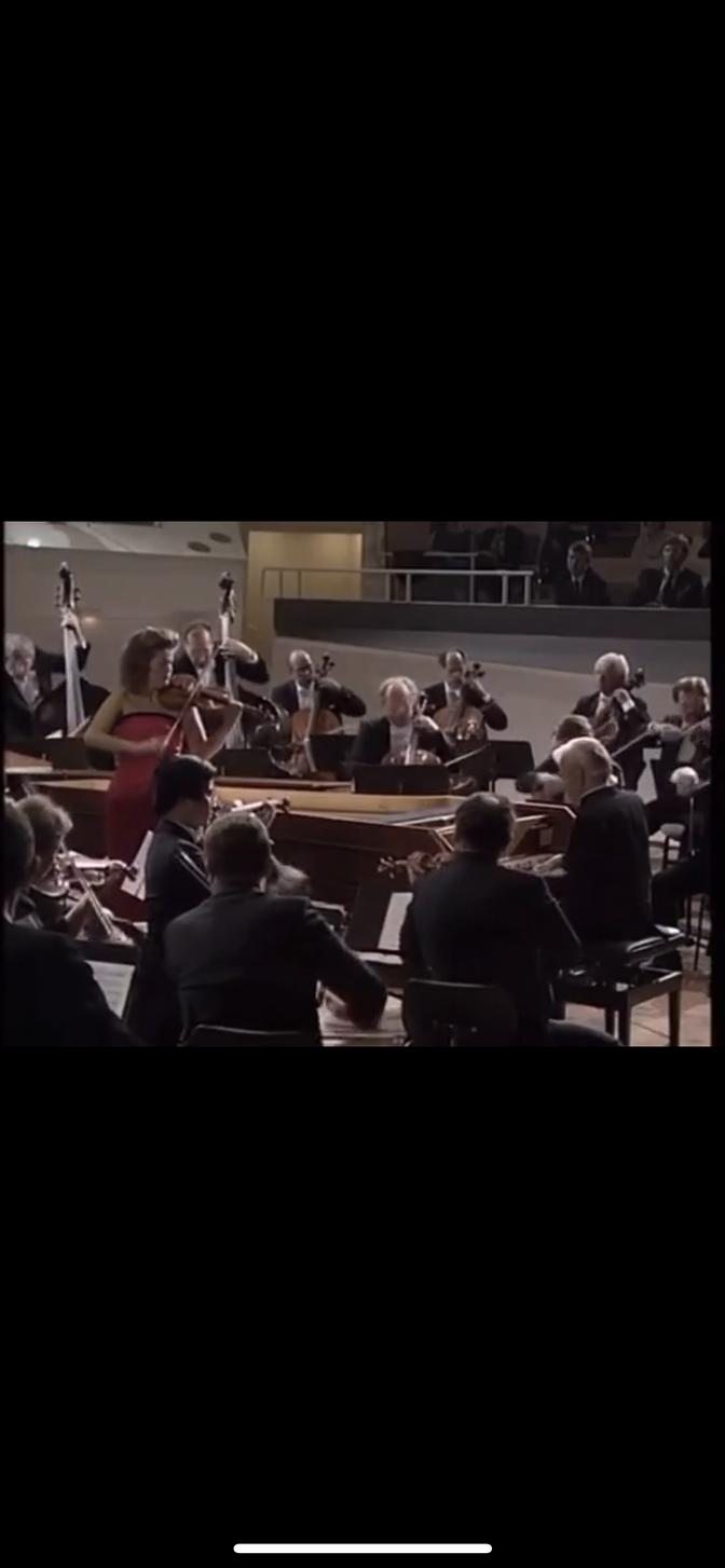 维瓦尔第《四季》/穆特小提琴/卡拉扬/柏林爱乐乐团/Vivaldi/The Four Season/Concerto for Violin,Stings and Basso Continuo 