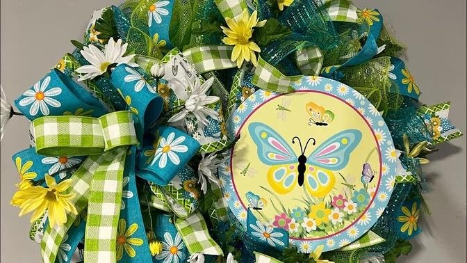 Beautiful spring and summer wreath ruffle with daisies | Hard Working Mom |How to| Wreath Kit