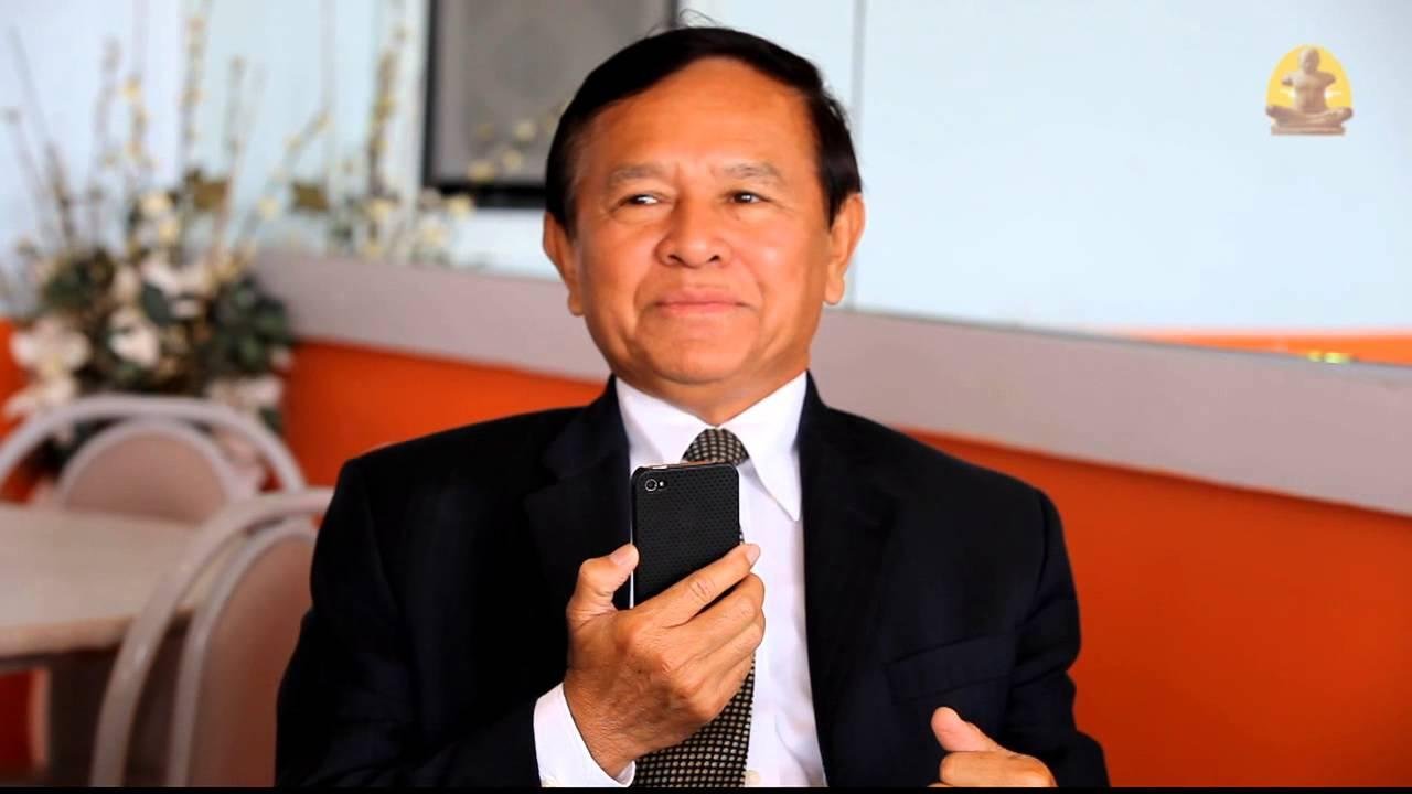 Cambodia: Vice president of CNRP H.E Kem Sokha with radio SBS Australia