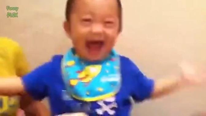 Babies Eating Lemons for the First Time Compilation (2015).mp4