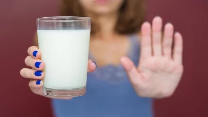 Reasons You Are Drinking Milk the Wrong Way