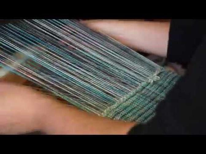 Weaving a Scarf from Start to Finish