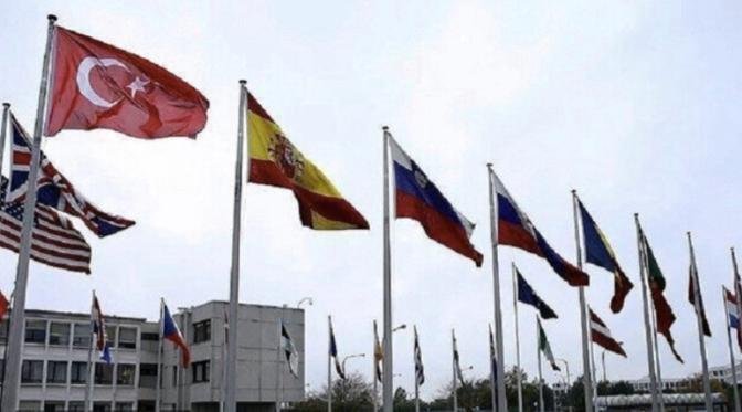 G-7 countries sign joint declaration in support of Ukraine at NATO summit